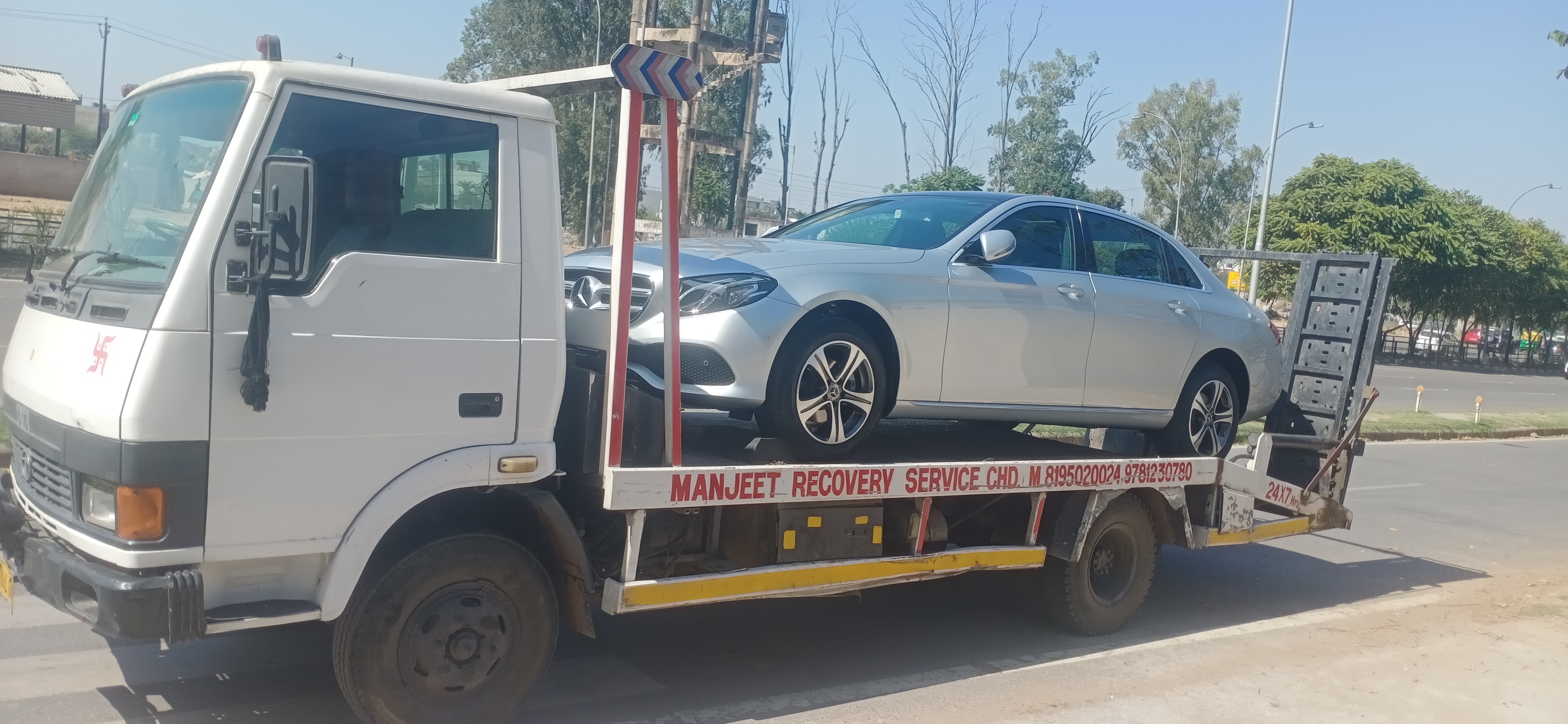 Car Towing Service In Mohali  | Manjeet Towing Services | Best Car Towing Service In Mohali, 7 Top Car Towing Service In Mohali, 24 Hour Car Towing Service In Mohali, Car Towing Service near me, Towing Service In Mohali  - GL97200